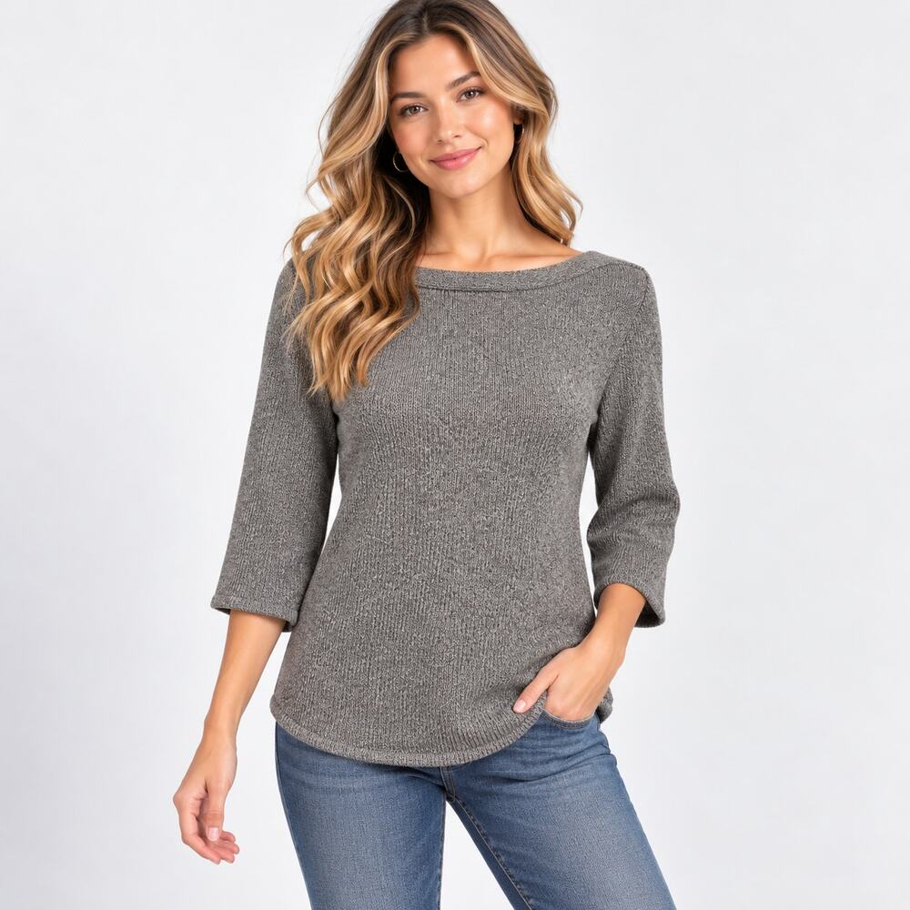 Leo & Nicole 3/4 Sleeve Sweater Women's Size PS Soft Green Minimalist Casual